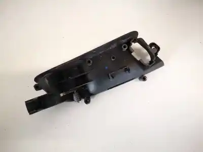 Автозапчастина б/у ліва передня внутрішня ручка для audi a3 (8p1) 2.0 tdi 16v посилання на oem iam 8p3867019a  