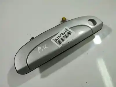 Peça sobressalente para automóvel em segunda mão puxador exterior dianteiro esquerdo por hyundai getz (tb) 1.3 referências oem iam 