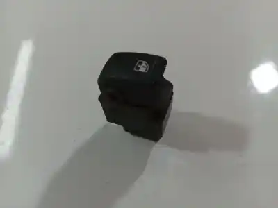 Peça sobressalente para automóvel em segunda mão botão / interruptor elevador vidro dianteiro esquerdo por hyundai getz (tb) 1.3 referências oem iam 