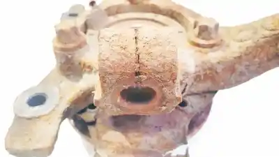 Second-hand car spare part front right knuckle for opel zafira a 2.0 dti oem iam references   