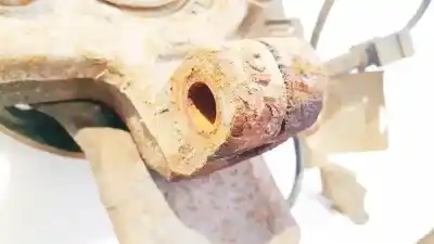 Second-hand car spare part front left knuckle for bmw 3 (e30) m3 2.3 oem iam references   