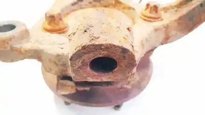 Second-hand car spare part front right knuckle for bmw 3 (e30) m3 2.3 oem iam references   