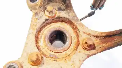 Second-hand car spare part front right knuckle for bmw 3 (e30) m3 2.3 oem iam references   