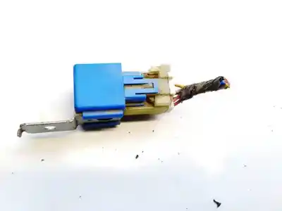 Pezzo di ricambio per auto di seconda mano relè per kia cee'd fastback (ed) 1.6 crdi 115 riferimenti oem iam 952251f100  95225-1f100