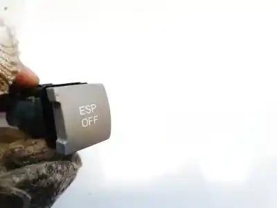 Second-hand car spare part switch for kia cee'd fastback (ed) 1.6 crdi 115 oem iam references 202002962  