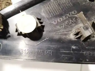 Pezzo di ricambio per auto di seconda mano plastica per volvo v50 (545) 1.6 d riferimenti oem iam 31250076  