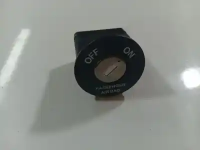 Peça sobressalente para automóvel em segunda mão trocar por kia cee'd fastback (ed) 1.4 referências oem iam 378090