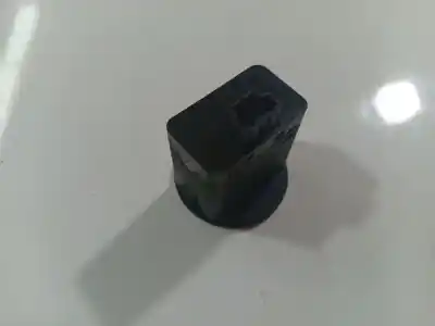 Pezzo di ricambio per auto di seconda mano interruttore per kia cee'd fastback (ed) 1.4 riferimenti oem iam 378090  378090