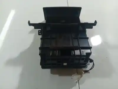 Peça sobressalente para automóvel em segunda mão cinzeiro por kia cee'd fastback (ed) 1.4 referências oem iam 845501h150  84550-1h150