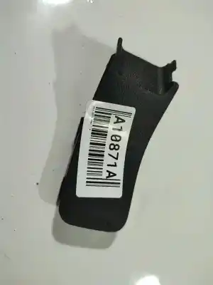 Peça sobressalente para automóvel em segunda mão plásticos por kia cee'd fastback (ed) 1.4 referências oem iam 1296688