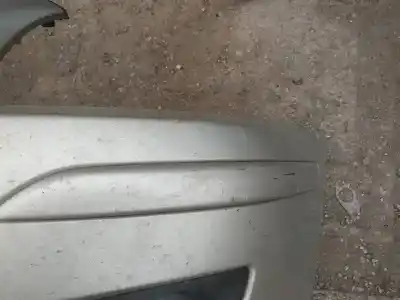 Peça sobressalente para automóvel em segunda mão molduras frontais por toyota avensis (_t25_) 2.2 d-cat (adt251_) referências oem iam 