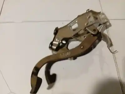 Pezzo di ricambio per auto di seconda mano pedale della frizione per opel zafira a 2.0 dti riferimenti oem iam 