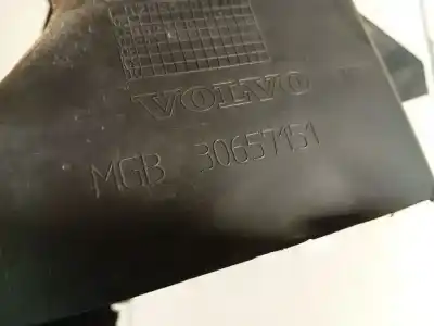 Pezzo di ricambio per auto di seconda mano plastica per volvo v50 (545) 1.6 d riferimenti oem iam 30657151  30657151