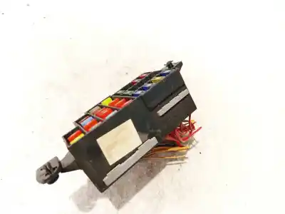 Second-hand car spare part fuse box unit for dacia logan (ls_) 1.5 dci (ls04) oem iam references 7703297597c  
