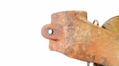 Автозапчасти б/у передняя правая кулачка за nissan bluebird hatchback (t72, t12) 1.6 ссылки oem iam   