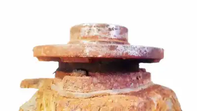 Second-hand car spare part front left knuckle for bmw 3 (e30) m3 2.3 oem iam references   