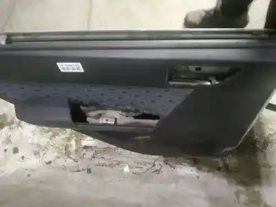 Peça sobressalente para automóvel em segunda mão forra / revestimento da porta dianteira esquerda por hyundai getz (tb) 1.3 referências oem iam 