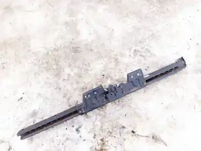 Pezzo di ricambio per auto di seconda mano plastica per opel zafira b 1.9 cdti riferimenti oem iam   