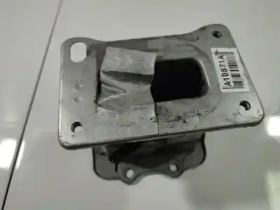 Second-hand car spare part front bumper reinforcement for kia cee'd fastback (ed) 1.4 oem iam references bsa209636  bsa209636