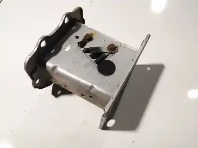 Second-hand car spare part front bumper reinforcement for kia cee'd fastback (ed) 1.4 oem iam references   