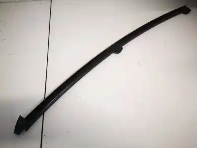 Pezzo di ricambio per auto di seconda mano plastica per toyota auris (_e15_) 2.0 d-4d (ade150_) riferimenti oem iam   