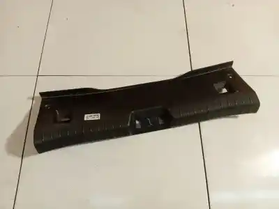 Peça sobressalente para automóvel em segunda mão plásticos por kia cee'd fastback (ed) 1.4 referências oem iam 857711h000