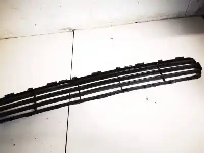 Автозапчасти б/у центральная решетка бампера за toyota avensis (_t25_) 2.0 d-4d (adt250_) ссылки oem iam 5311205060