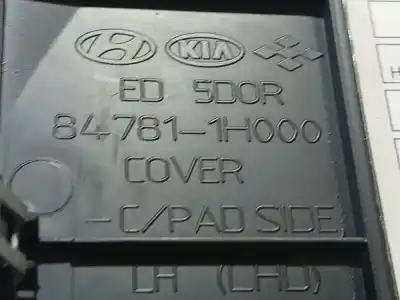 Pezzo di ricambio per auto di seconda mano plastica per kia cee'd fastback (ed) 1.4 riferimenti oem iam 847811h000  84781-1h000