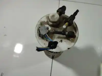 Peça sobressalente para automóvel em segunda mão boia / bomba combustível por toyota avensis (_t25_) 2.2 d-cat (adt251_) referências oem iam 