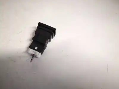 Second-hand car spare part switch for toyota auris (_e15_) 2.0 d-4d (ade150_) oem iam references 15c032  69277-02100