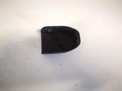 Pezzo di ricambio per auto di seconda mano plastica per toyota auris (_e15_) 2.0 d-4d (ade150_) riferimenti oem iam 7323302040  73233-02040