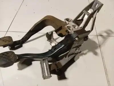 Second-hand car spare part brake pedal for audi a6 c5 (4b2) 2.5 tdi oem iam references 8d1721117e  8d1 721 117 e