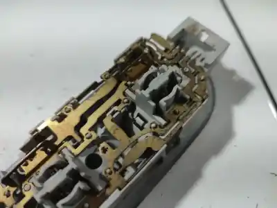 Автозапчастина б/у внутрішне світло для renault scénic ii (jm0/1_) 1.6 bifuel посилання на oem iam    Автозапчастина б/у внутрішне світло для renault scénic ii (jm0/1_) 1.6 bifuel посилання на oem iam