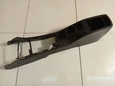 Peça sobressalente para automóvel em segunda mão plásticos por kia cee'd fastback (ed) 1.4 referências oem iam 1296687