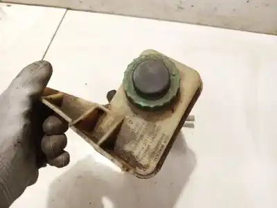 Pezzo di ricambio per auto di seconda mano deposito indirizzo per volkswagen passat variant (3b5) 1.9 tdi riferimenti oem iam 8a0422373c  