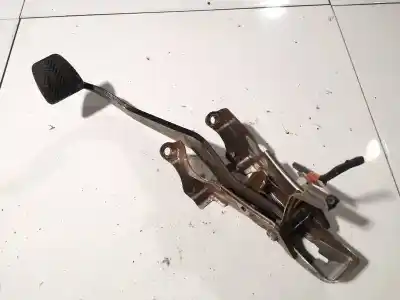 Pezzo di ricambio per auto di seconda mano pedale della frizione per toyota auris (_e15_) 2.0 d-4d (ade150_) riferimenti oem iam 