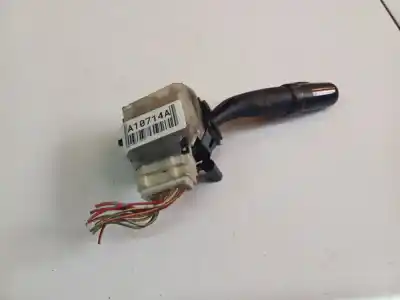 Peça sobressalente para automóvel em segunda mão comutador de piscas  por toyota avensis (_t25_) 2.2 d-cat (adt251_) referências oem iam 173650