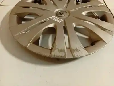 Pezzo di ricambio per auto di seconda mano coprimozzi per toyota auris (_e15_) 1.4 d-4d (nde150_) riferimenti oem iam   