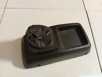 Peça sobressalente para automóvel em segunda mão plásticos por toyota ipsum (_m2_) 2.0 d (clm20_) referências oem iam 5884244010