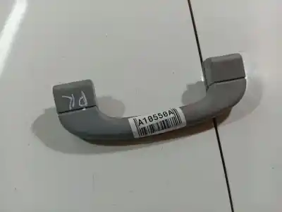 Peça sobressalente para automóvel em segunda mão puxador de teto por bmw 1 (e81) 118 d referências oem iam 7033659