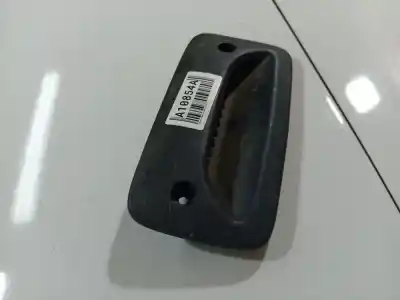 Pezzo di ricambio per auto di seconda mano plastica per toyota ipsum (_m2_) 2.0 d (clm20_) riferimenti oem iam   