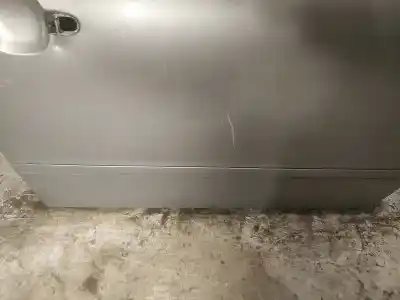 Peça sobressalente para automóvel em segunda mão plásticos por toyota ipsum (_m2_) 2.0 d (clm20_) referências oem iam 