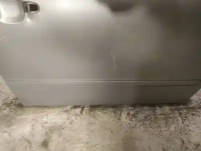 Pezzo di ricambio per auto di seconda mano plastica per toyota ipsum (_m2_) 2.0 d (clm20_) riferimenti oem iam   