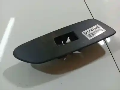 Pezzo di ricambio per auto di seconda mano plastica per toyota auris (_e15_) 1.4 d-4d (nde150_) riferimenti oem iam 7423112750
