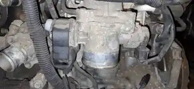 Peça sobressalente para automóvel em segunda mão borboleta de admissão por toyota avensis (_t25_) 2.2 d-cat (adt251_) referências oem iam 