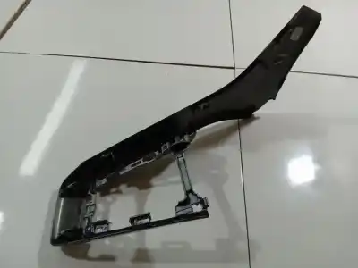 Pezzo di ricambio per auto di seconda mano plastica per ford focus iii 1.6 tdci riferimenti oem iam bm51a045h92  bm51-a045h92