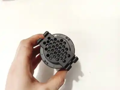 Second-hand car spare part speaker for bmw x5 (e53) 3.0 d oem iam references 65818360995  