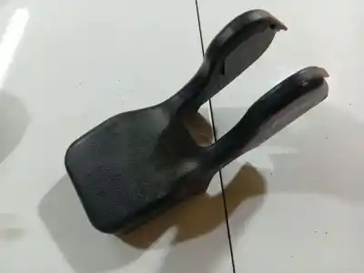 Peça sobressalente para automóvel em segunda mão plásticos por opel antara, 2010.08 --> facelift 2.2 d135kw 2010.08 --> facelift referências oem iam 96476960