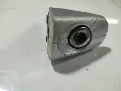 Peça sobressalente para automóvel em segunda mão fechadura da porta dianteira esquerda por ford focus iii 1.6 tdci referências oem iam   