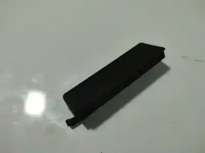 Peça sobressalente para automóvel em segunda mão plásticos por ford focus iii 1.6 tdci referências oem iam 